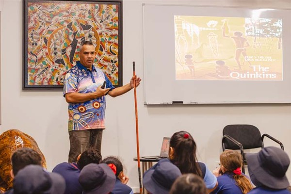 Cultural Tutor Marlon Riley - Sharing a presentation